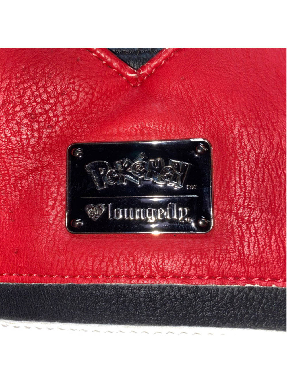 Women's Loungefly Pokemon Poke Ball Heart Crossbody Bag Red White RETIRED - Picture 8 of 11